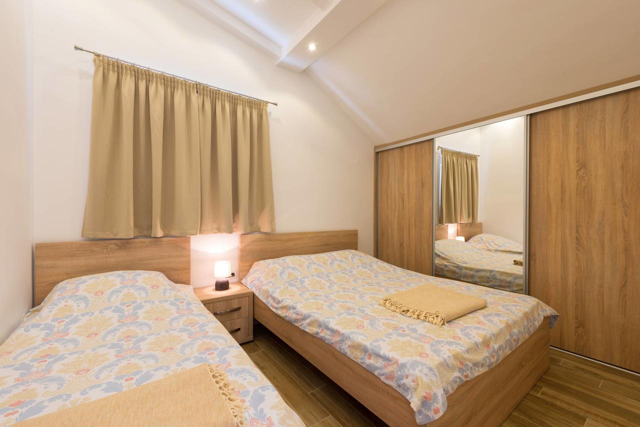 42° North Apartments Tivat Exteriér fotografie